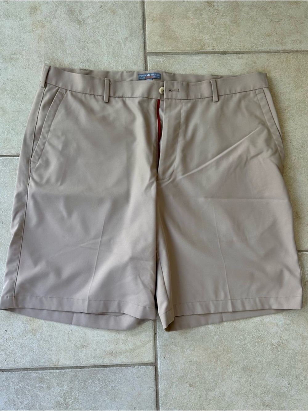 Peter Millar Men's Tan Flat-Front Performance Shorts - 9 inch inseam